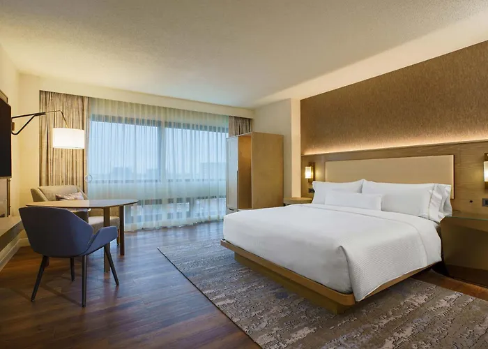 The Westin O'hare Hotel 4*